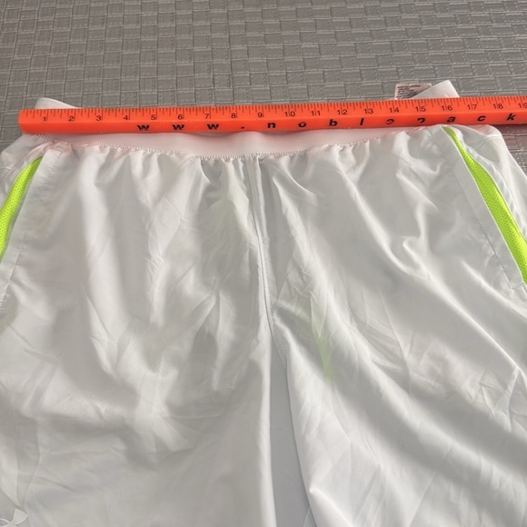 Under Armour Men's Launch Stretch Woven 7-inch Shorts size xl - Picture 5 of 12